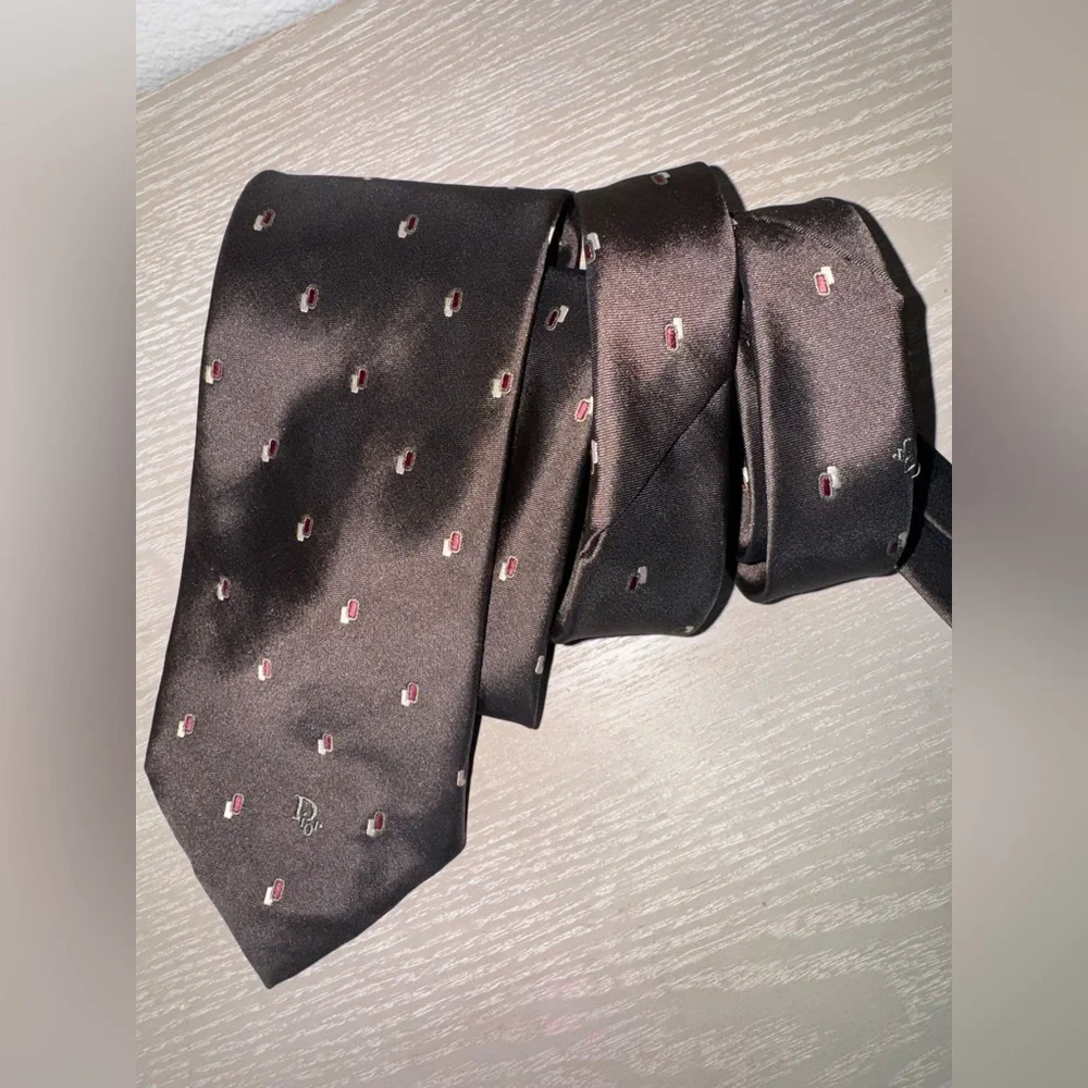 Christian Dior men’s Browns necktie